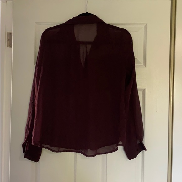 💥 3/30$💥** SHEER LACE BLOUSE ** - Picture 4 of 4